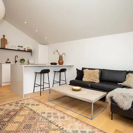 Chorlton Stylish & Roof Terrace Appartement *