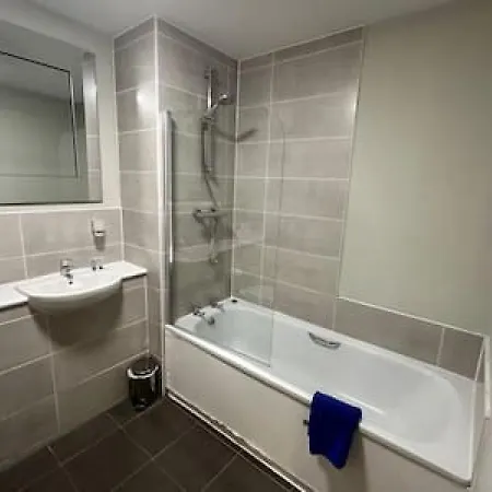 Lägenhet Fab 1 Bed With Balcony And River Views Sleeps 2