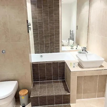 Apartmán Free Parking 2 Bedroom *