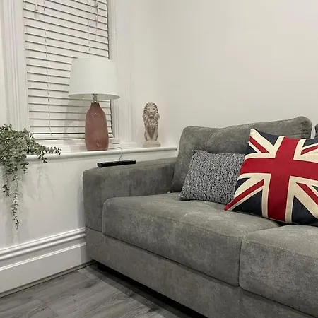The Bank Manager's House - 7bedrooms - Free Parking - Rest&recharge Near Centre *