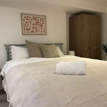 The Bank Manager's House - 7bedrooms - Free Parking - Rest&recharge Near Centre Prázdninový dům