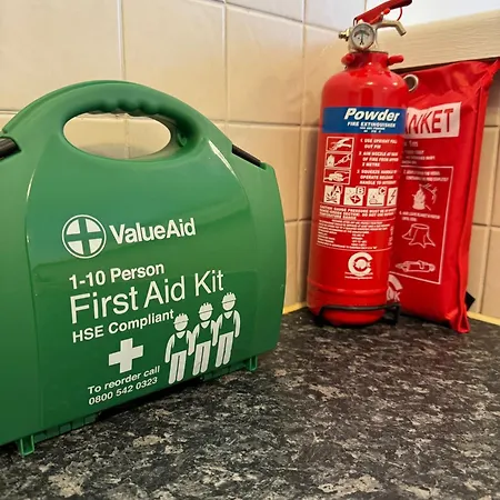 Appartement Sleeps 5-netflix-parkg-near Centre-etihad-coop Live