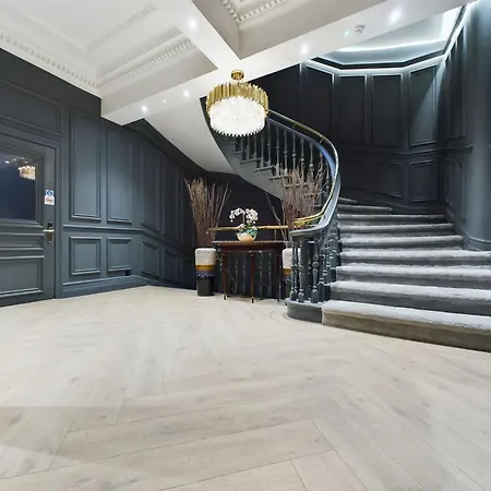 Stunning 2 Bed In Greater