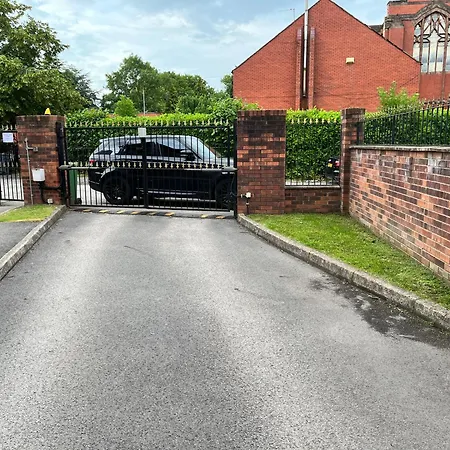Lovely 3 Dbl Bed Lejlighed Manchester