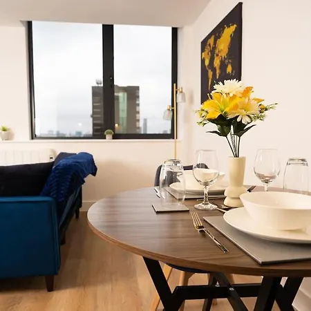 1 Bed Old Trafford Apt - Free Parking * Manchester
