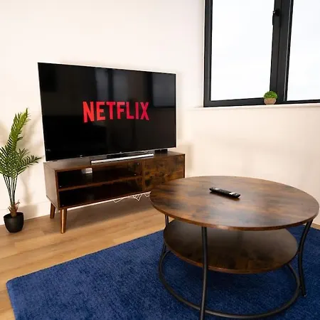 Apartmán 1 Bed Old Trafford Apt - Free Parking