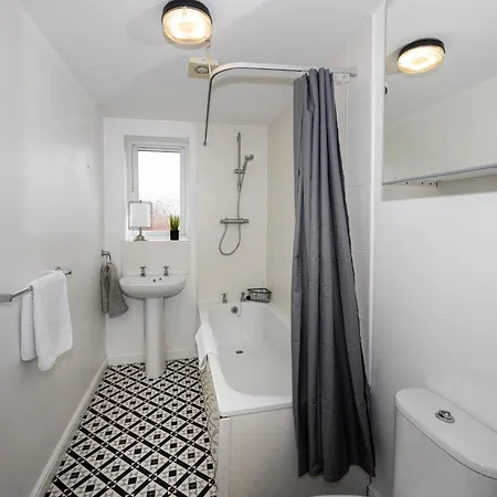 Beautiful 4 Bed House In Manchester Free Parking * Manchester