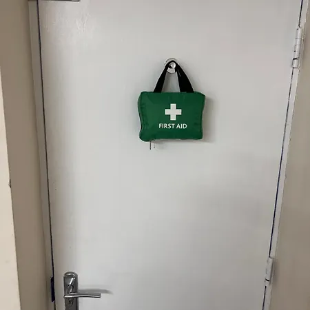 New Getaway - Free Gated Parking With Fob * Манчестер