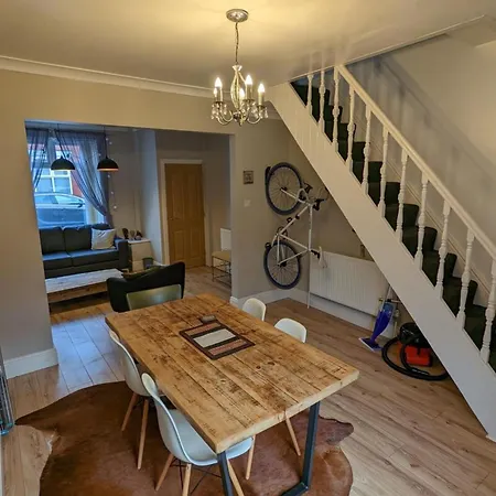 Warm Family 2db House! 3*