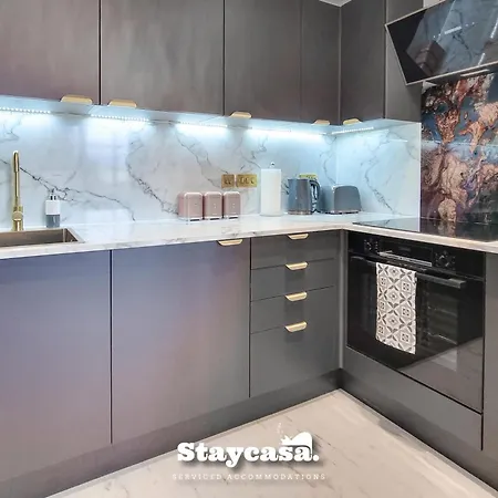 Luxury Deansgate Canal View & Free Parking Апартаменты *