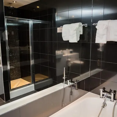 The Townhouse 4*