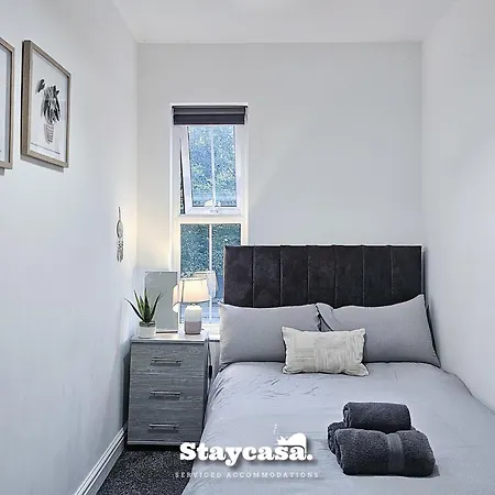 Holiday home Charming 6-bed Near Alexandra Park - Free Parking *