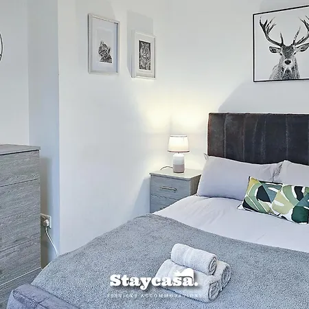 Holiday home Charming 6-bed Near Alexandra Park - Free Parking Manchester