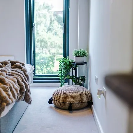 Stylish Ancoats 2-bed アパート