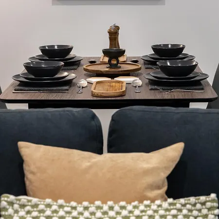 Oscar House - 2 Bed Manchester