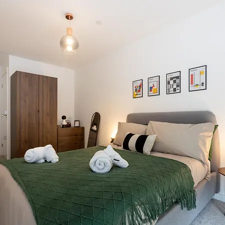 Oscar House - 2 Bed * Manchester