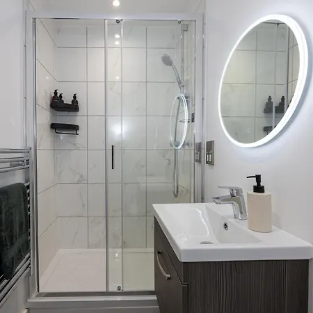 Oscar House - 2 Bed 아파트 맨체스터