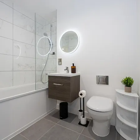Oscar House - 2 Bed * Manchester