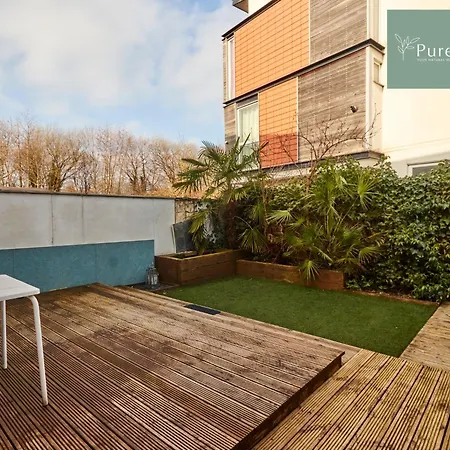 Fabulous Manchester House - 5 Beds Sleeps 8 - Free Parking - By Purestay * Manchester