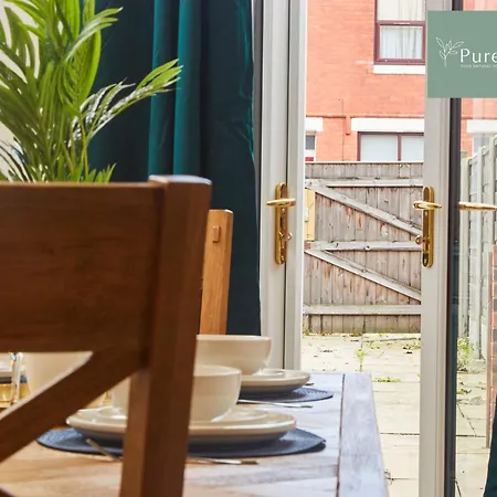 Big Contractor House With 6 Beds & Free Parking By Purestay - 7 Night Min! Feriehus Manchester