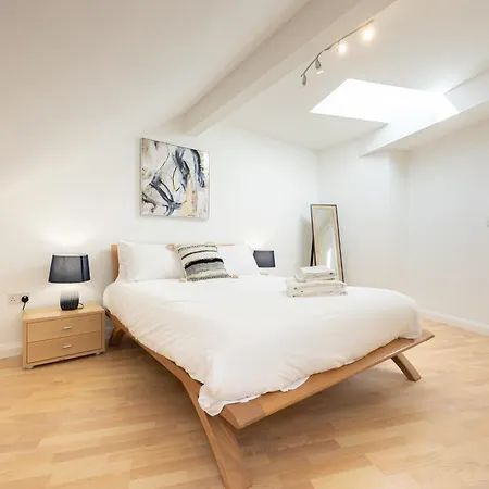 Withington Apartment *