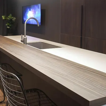 Apartment Midnight By The Heim Residences