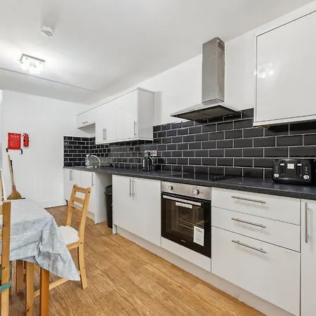 Апартаменты Rusholme *