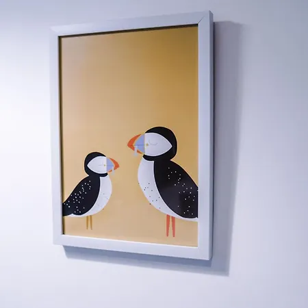 4-storey Townhouse In By Hilltop Serviced * Manchester