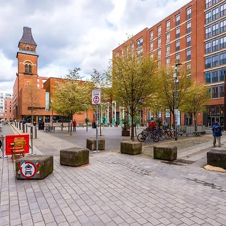 Holiday home 4-storey Townhouse In By Hilltop Serviced *