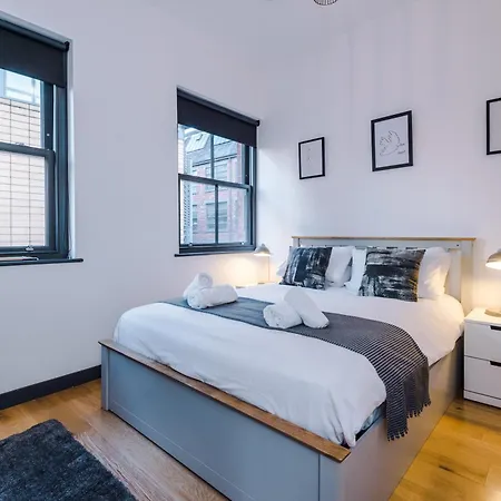 4-storey Townhouse In By Hilltop Serviced 別荘 *