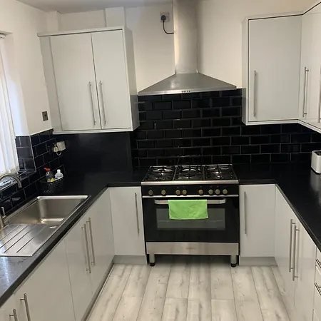 Gorgeous Stylish Cheri Victorian House In