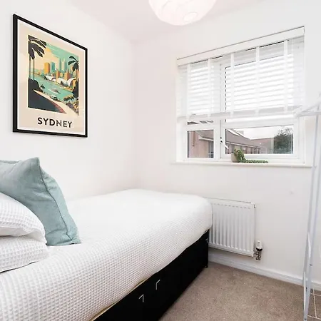 6 Beds 3 Bathroom House Close To Mcr City Centre Hébergement de vacances Manchester