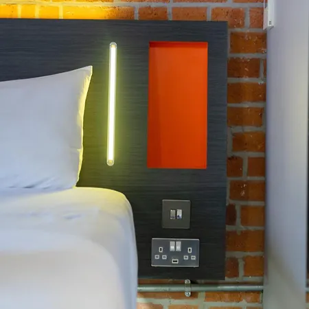 Hotel Easyhotel 2*