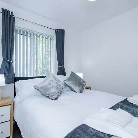 Apartment Cozy Away From In Manchester. *