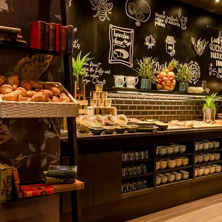 Hotel One Manchester-st. Peter's Square 3*