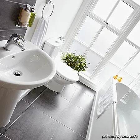 Hotel apartamentowy High Street Townhouse 4*