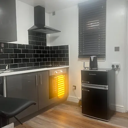 Dynasty * مانشستر