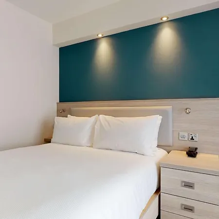 Hampton By Hilton Northern Quarter 4*