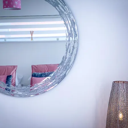 Royal At Coop Live Etihad, Sports Bed & Breakfast 3*