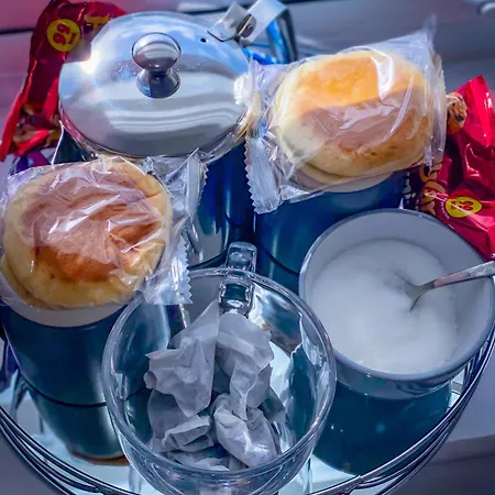 Royal At Coop Live Etihad, Sports Couette-café 3*