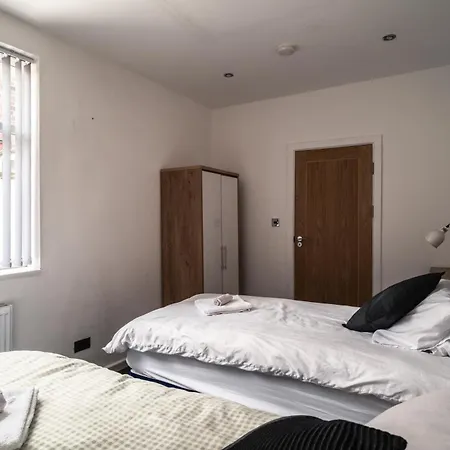 England's Cozy 1-bed Room 1 * Manchester