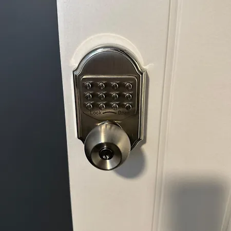 Ξενοδοχείο Ashley's Place *