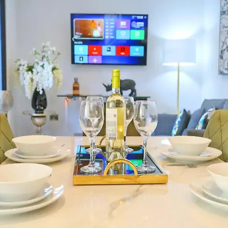 Apartament Stunning Split Floor Flat By Victoria - Pass The Keys *