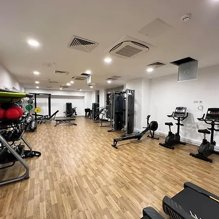 19th Floor 2 Bedroom With Stunning Views