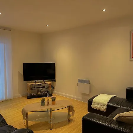 Entire 2br Flat In City Centre Lejlighed *