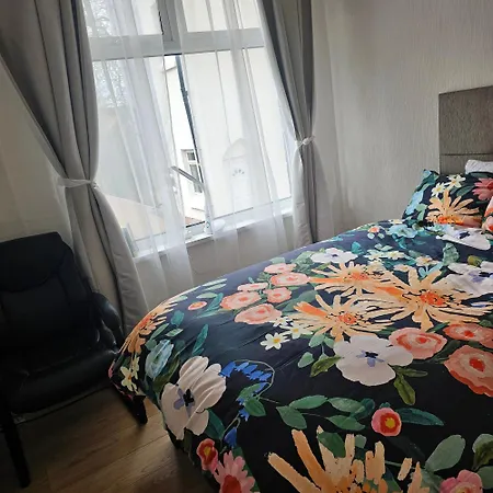 Bee Hive * Манчестер