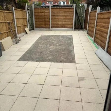 Stunning 3-bed House In Holiday home Manchester