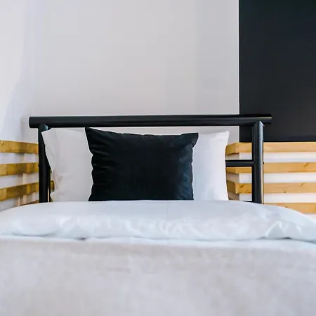 4 Bedroom House Eccles *