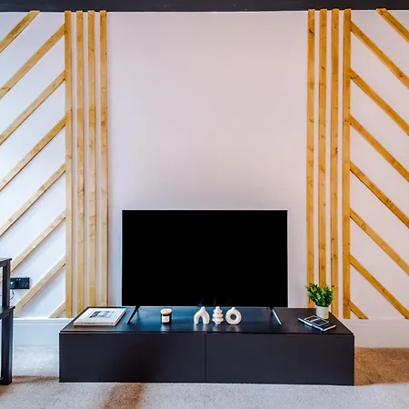 Σπίτι διακοπών 4 Bedroom House Eccles *