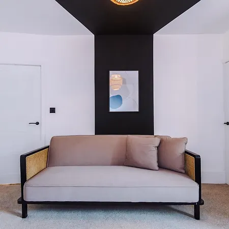 4 Bedroom House Eccles *